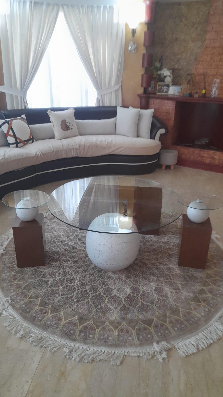 طاوله جام
